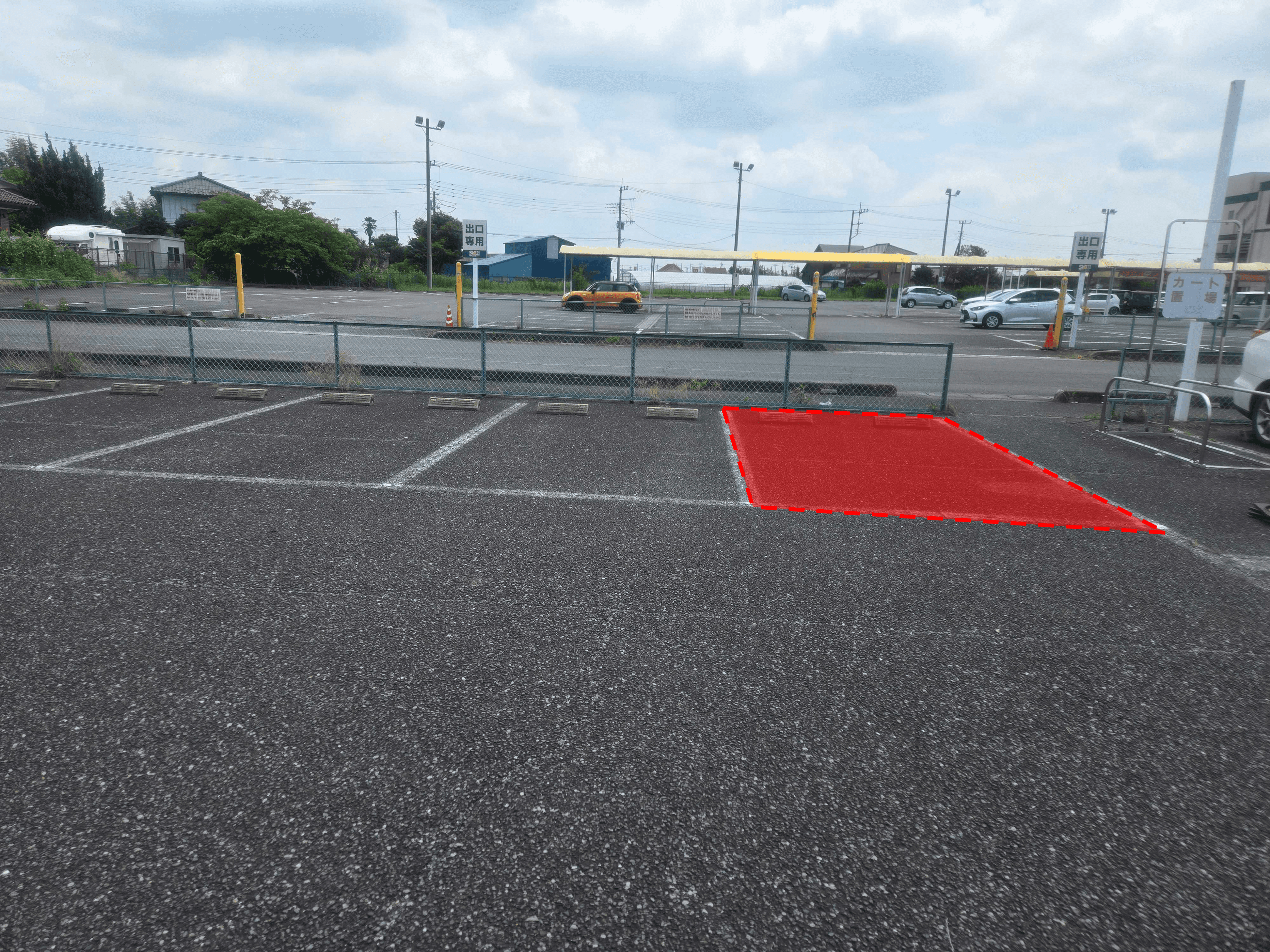 駐車場 各種プロモーション、会員獲得イベントに最適なスーパーマーケットの屋外催事イベントスペース